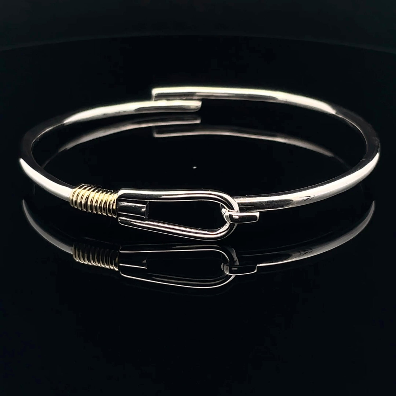 Elegant Silver Bracelet with Unique Clasp