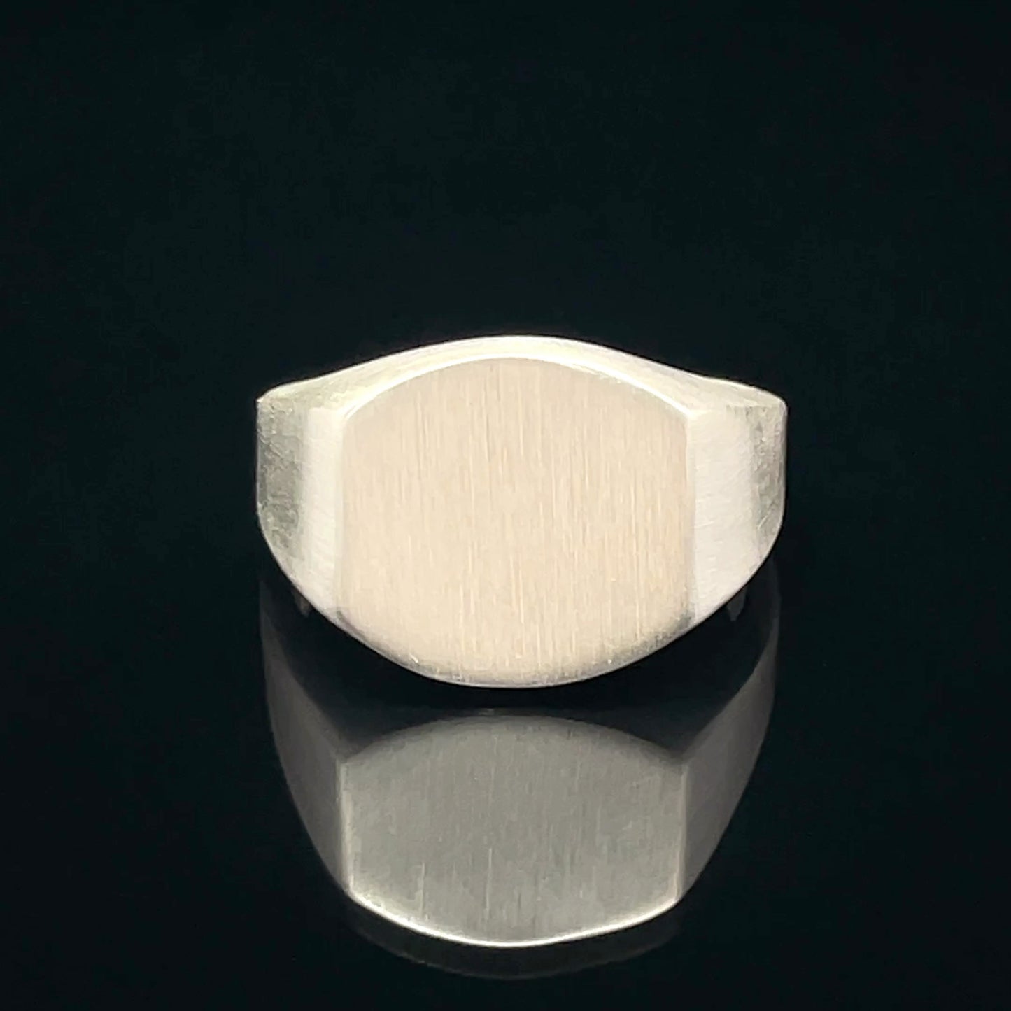 Elegant Silver Signet Ring