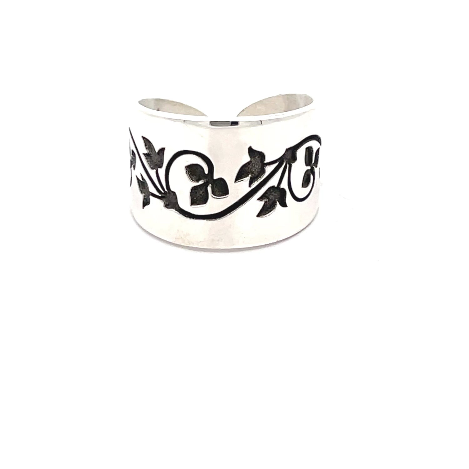 Elegant Silver Floral Cuff Ring