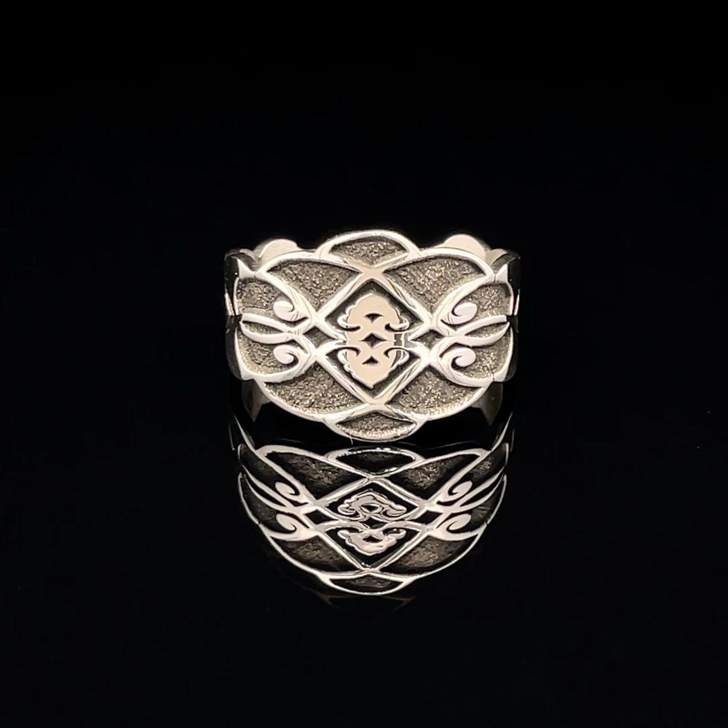 Elegant Silver Heart Ring