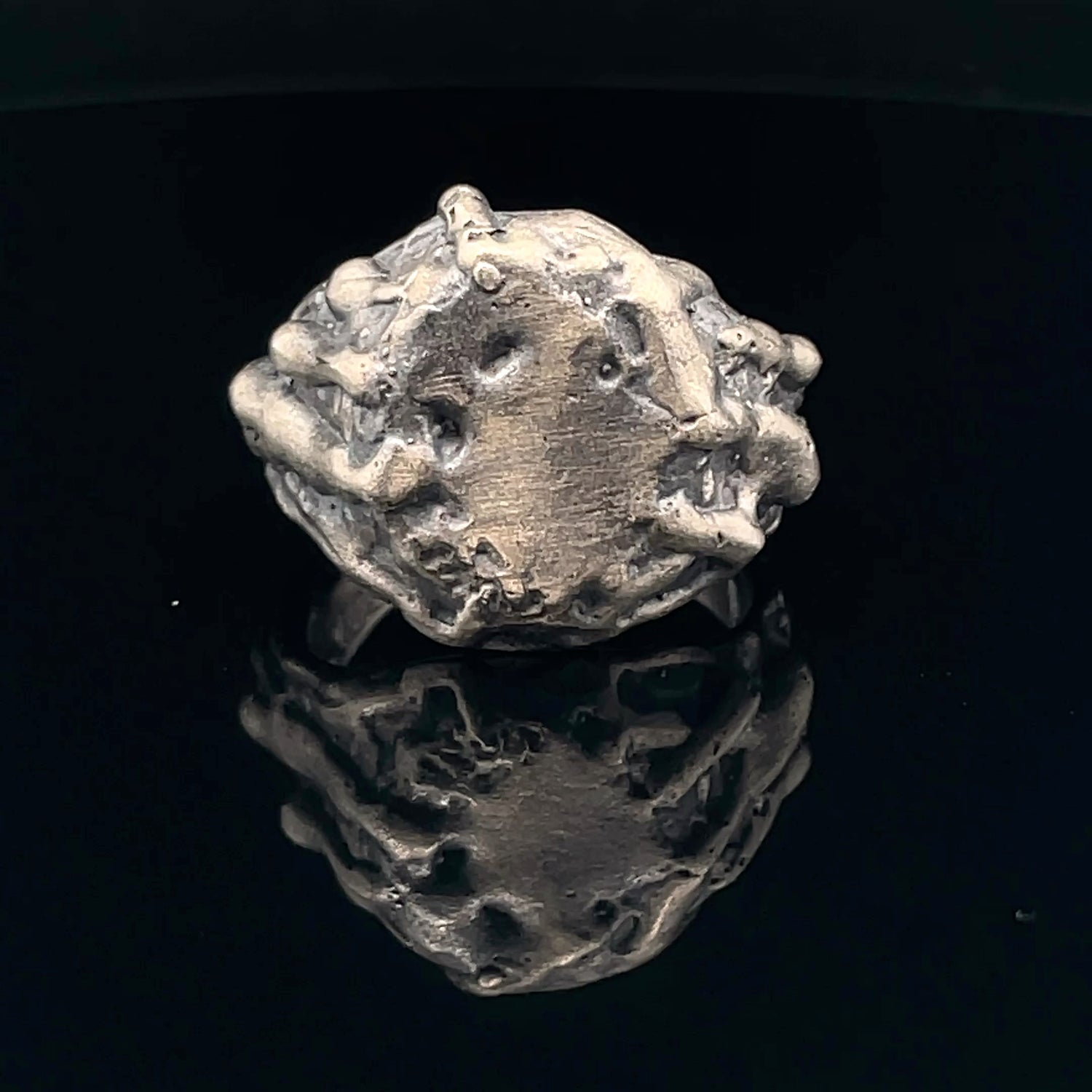 Unique Artistic Silver Ring