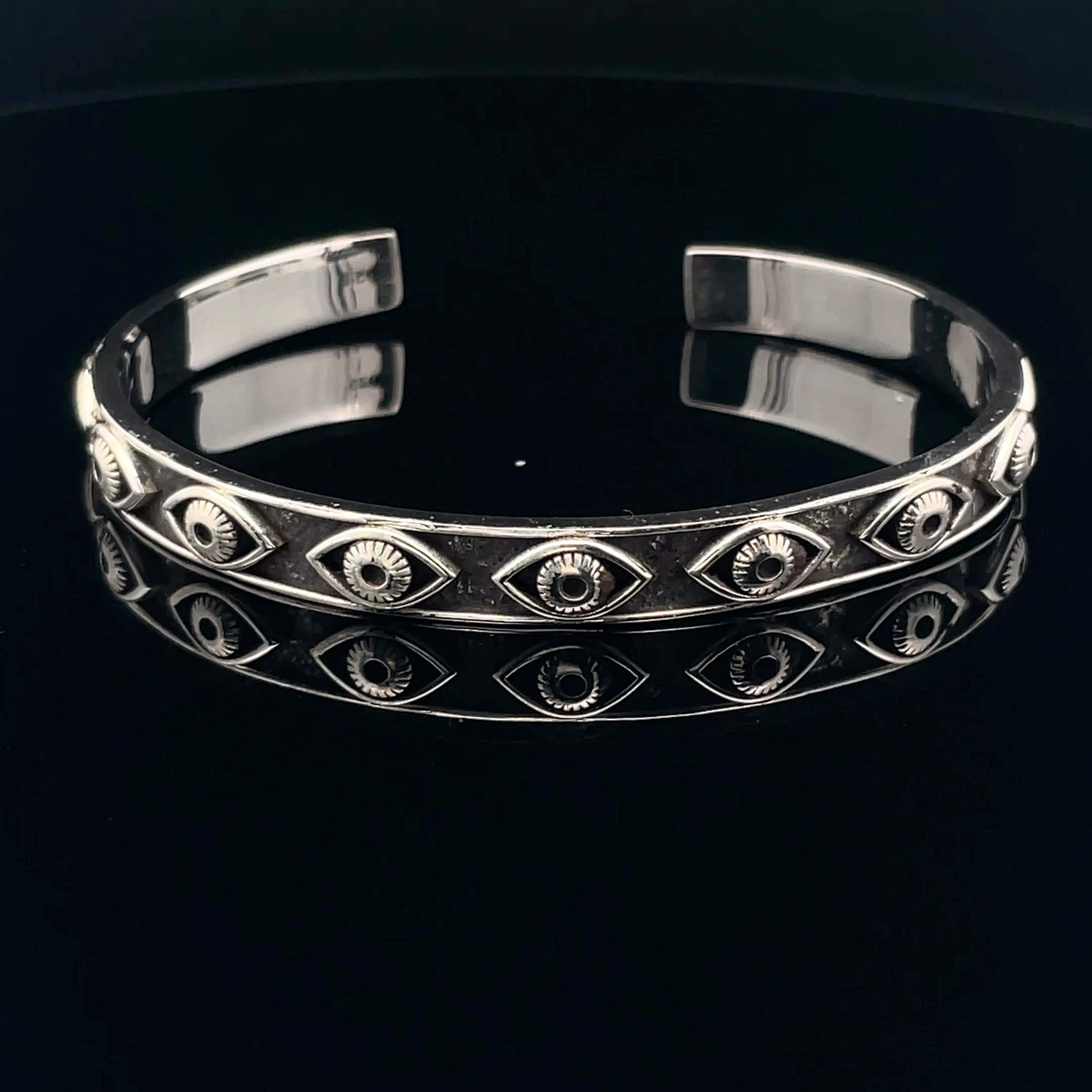Elegant Silver Eye Bracelet