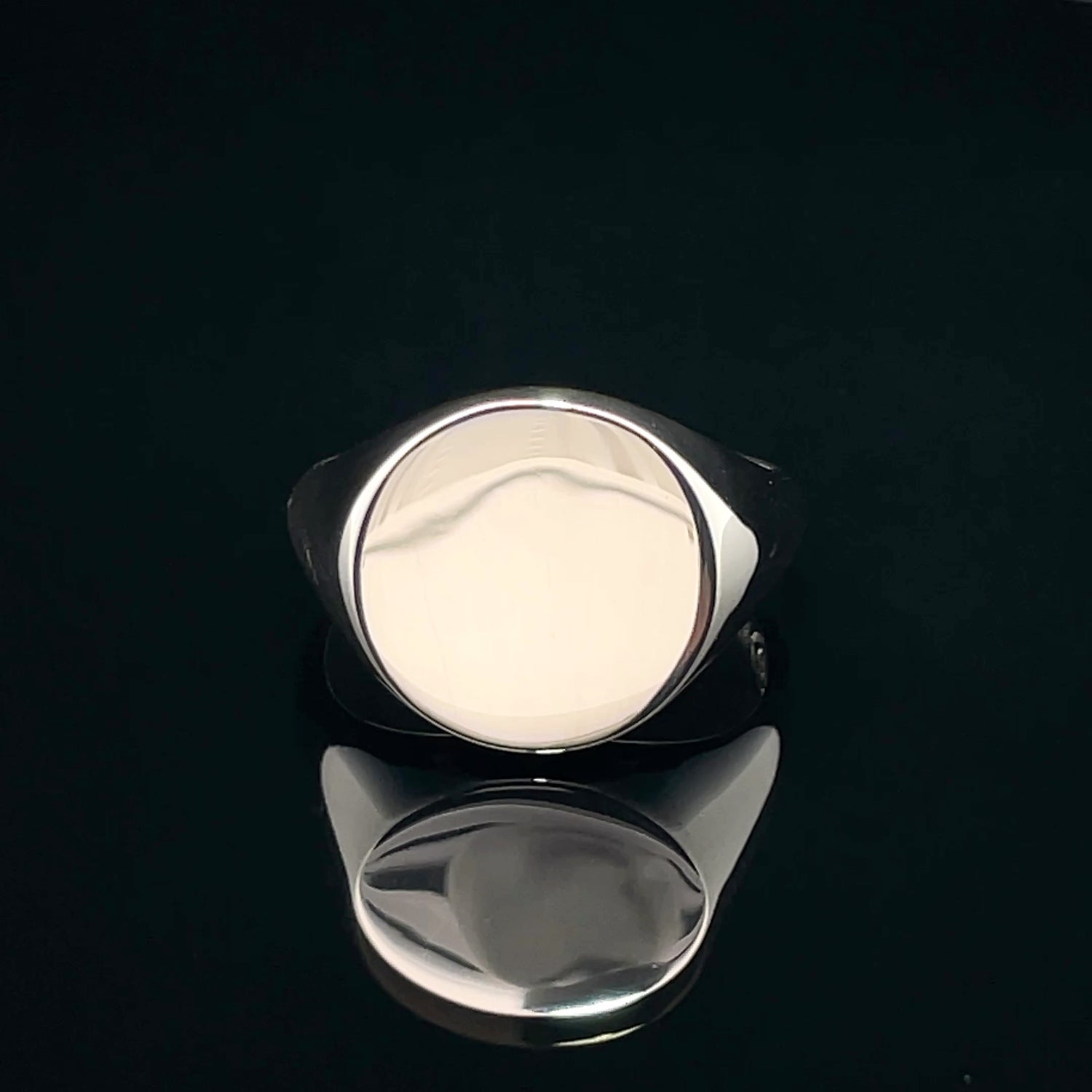 Sleek Silver Watch Design