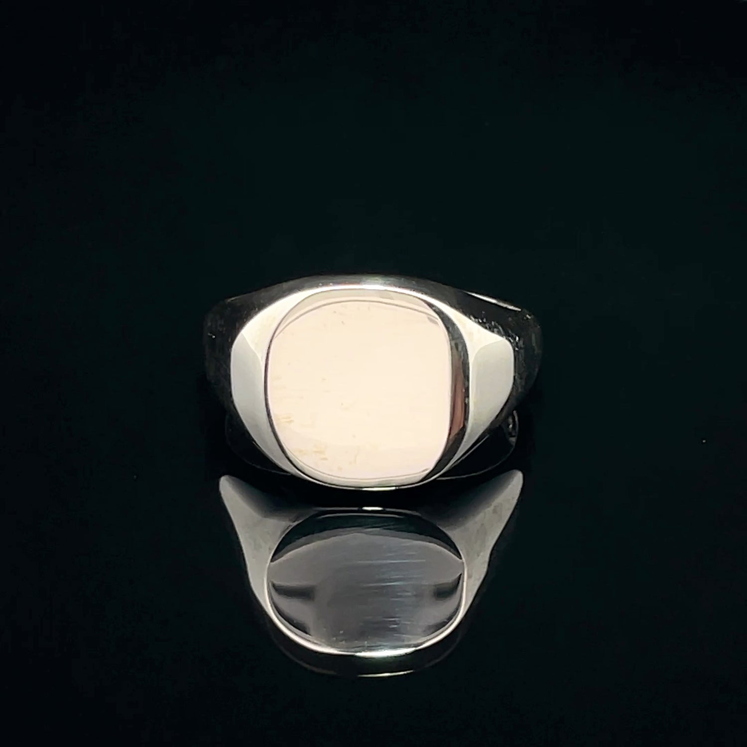 Elegant Silver Signet Ring