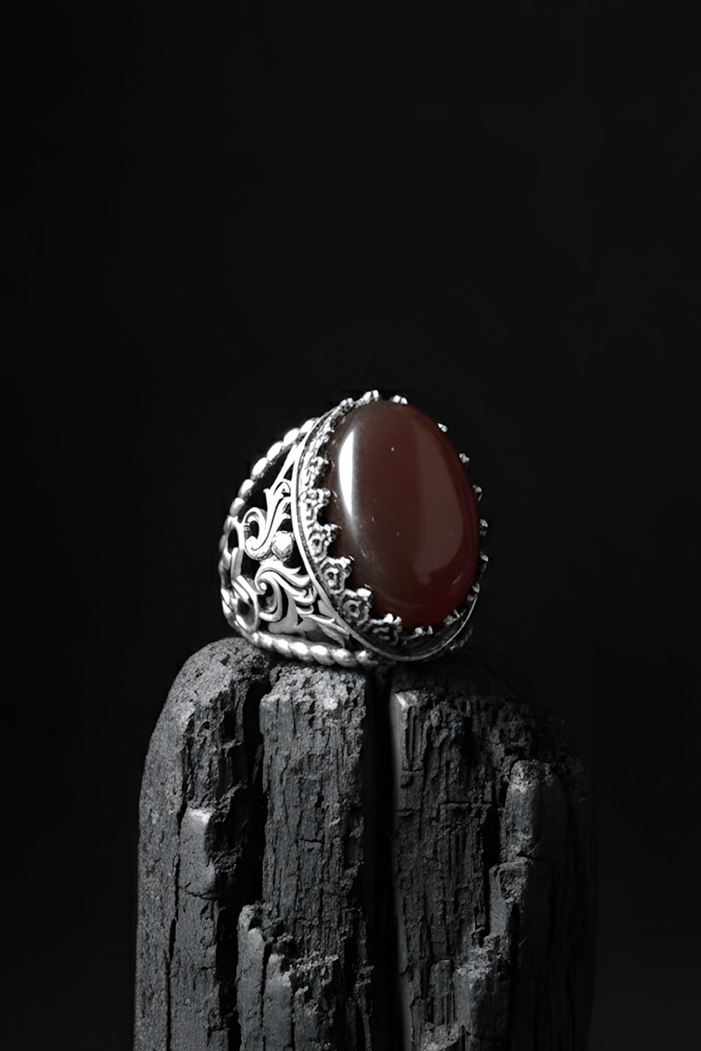 Elyric Red Agate Silver Ring