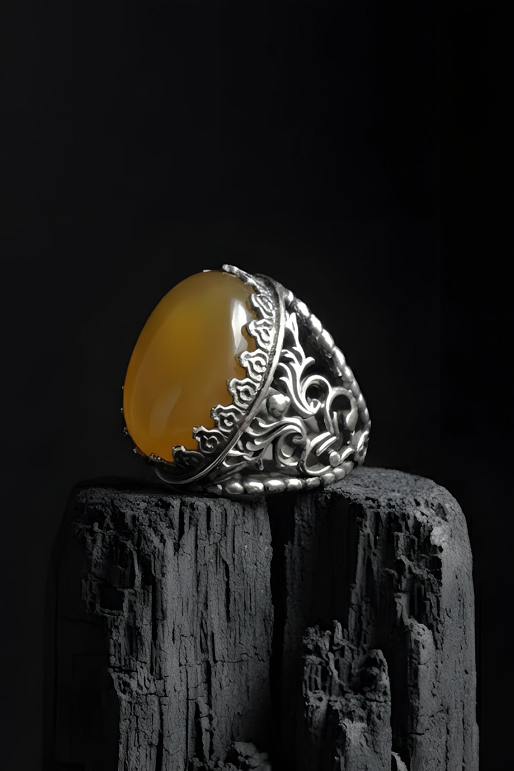 Norvyn Yellow Agate Silver Ring