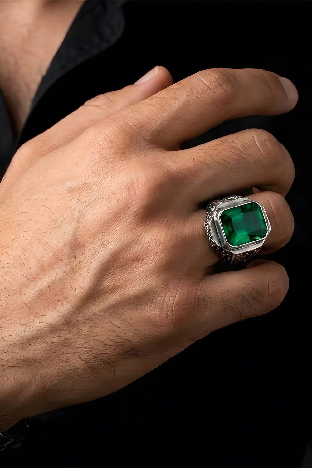 Alveric Hand Engraved Ring