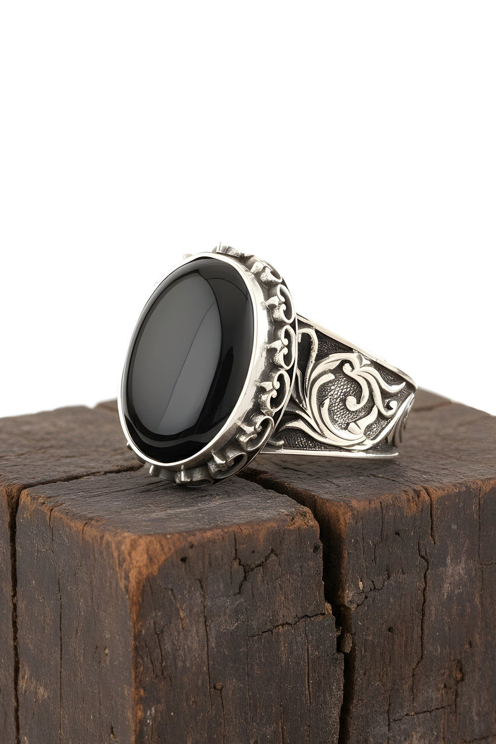 Korven Handmade Onyx Silver Ring