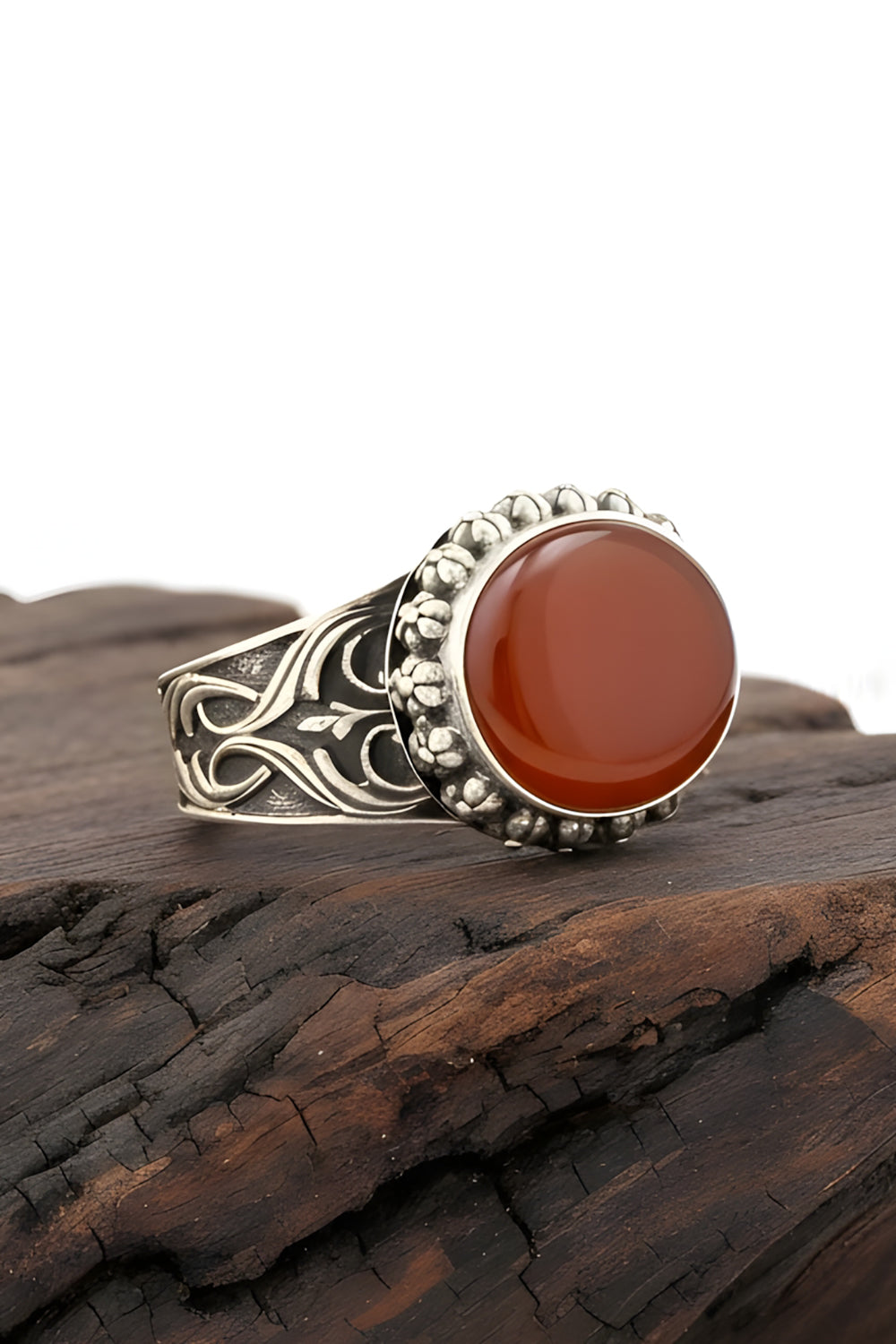 Varex Red Agate Silver Ring