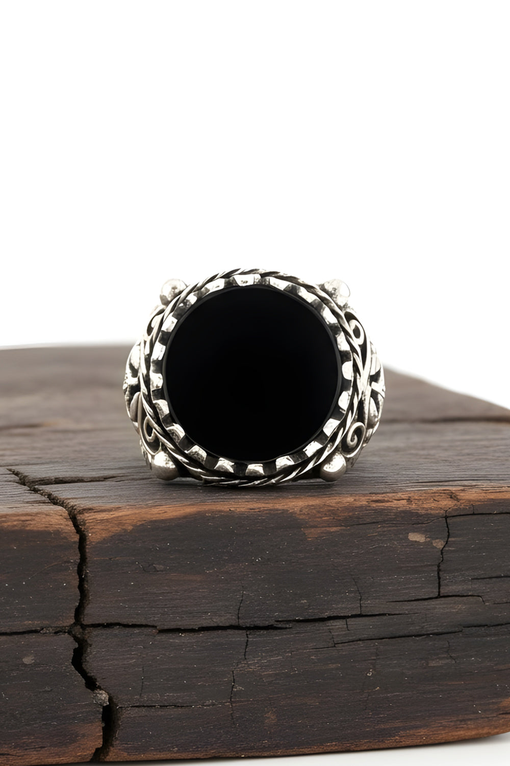 Caleon Handmade Onyx Silver Ring