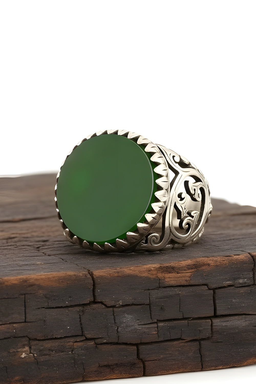 Eryx Green Agate Silver Ring