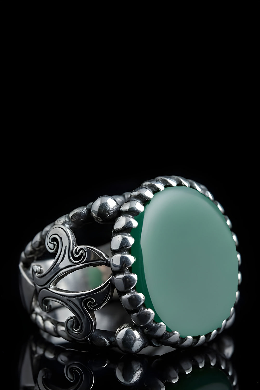 Novricx Green Agate Silver Ring