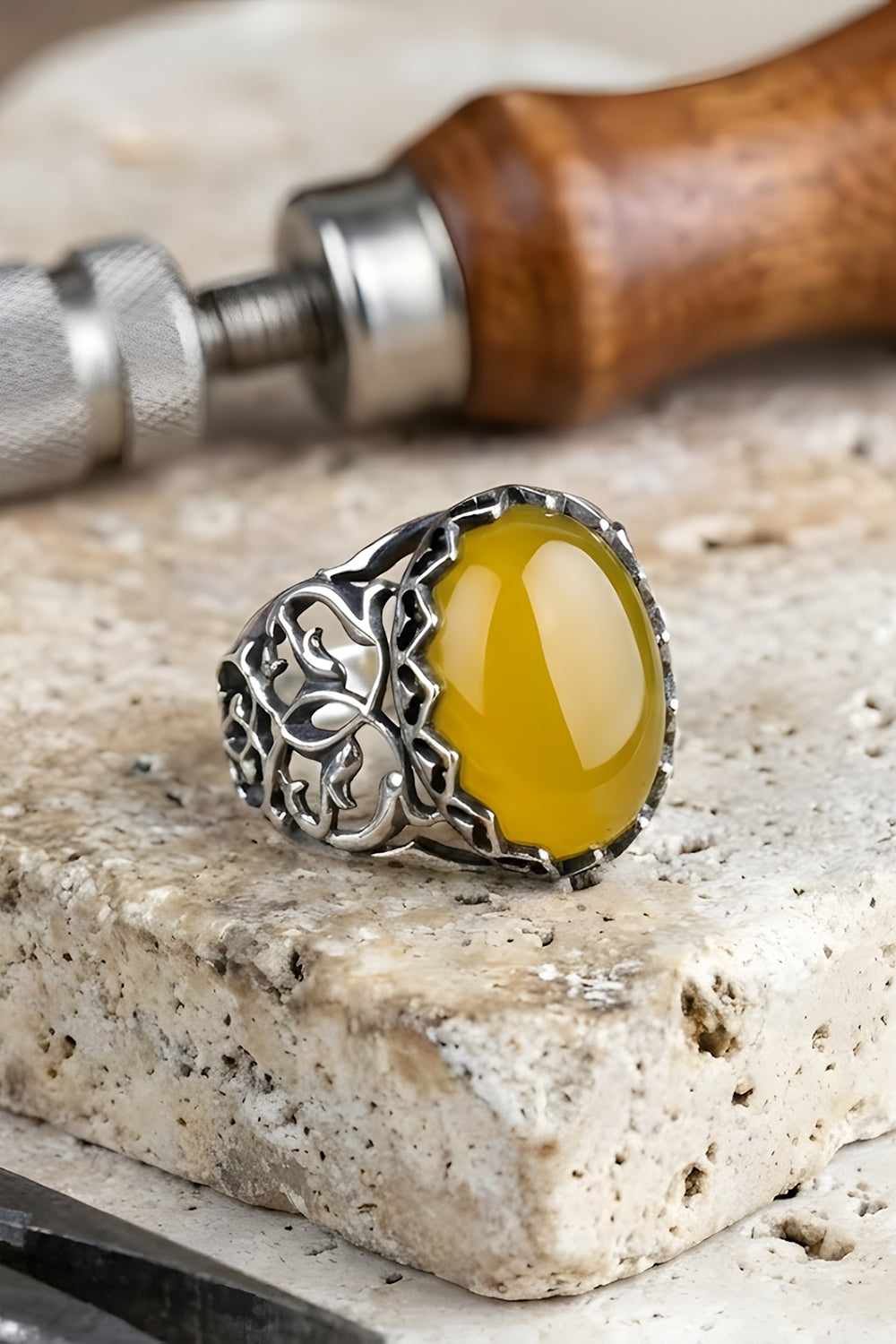 Mavrenx Yellow Agate Silver Ring