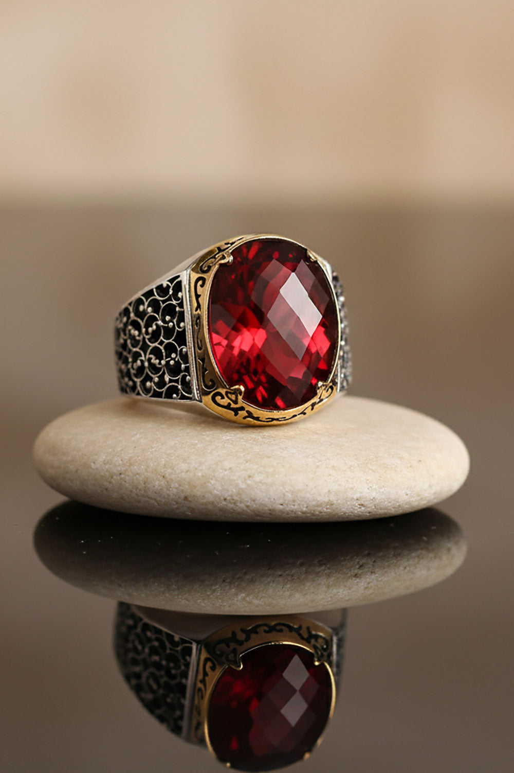 Evar Zircon Silver Ring