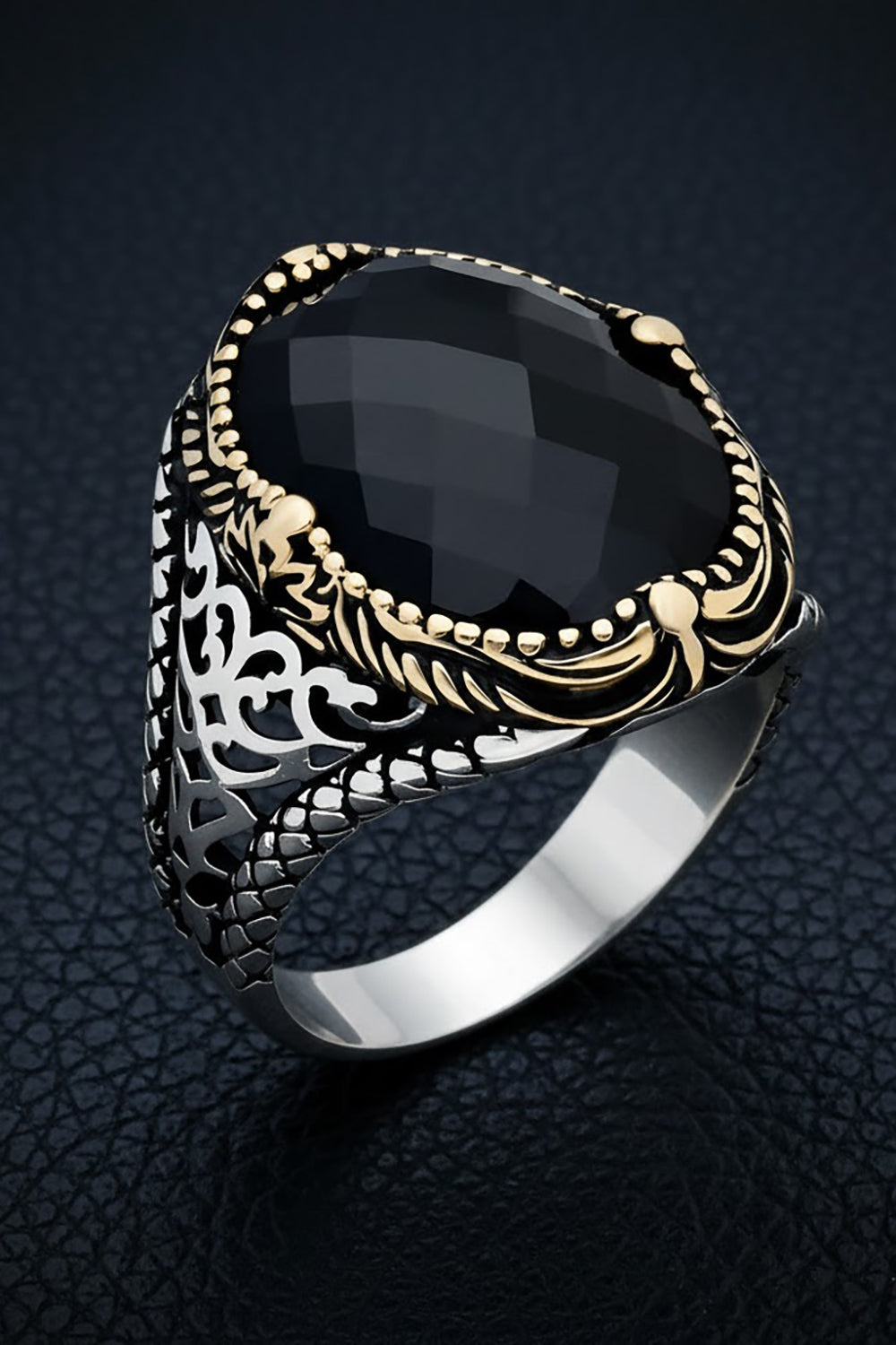 Solen Zircon Silver Ring