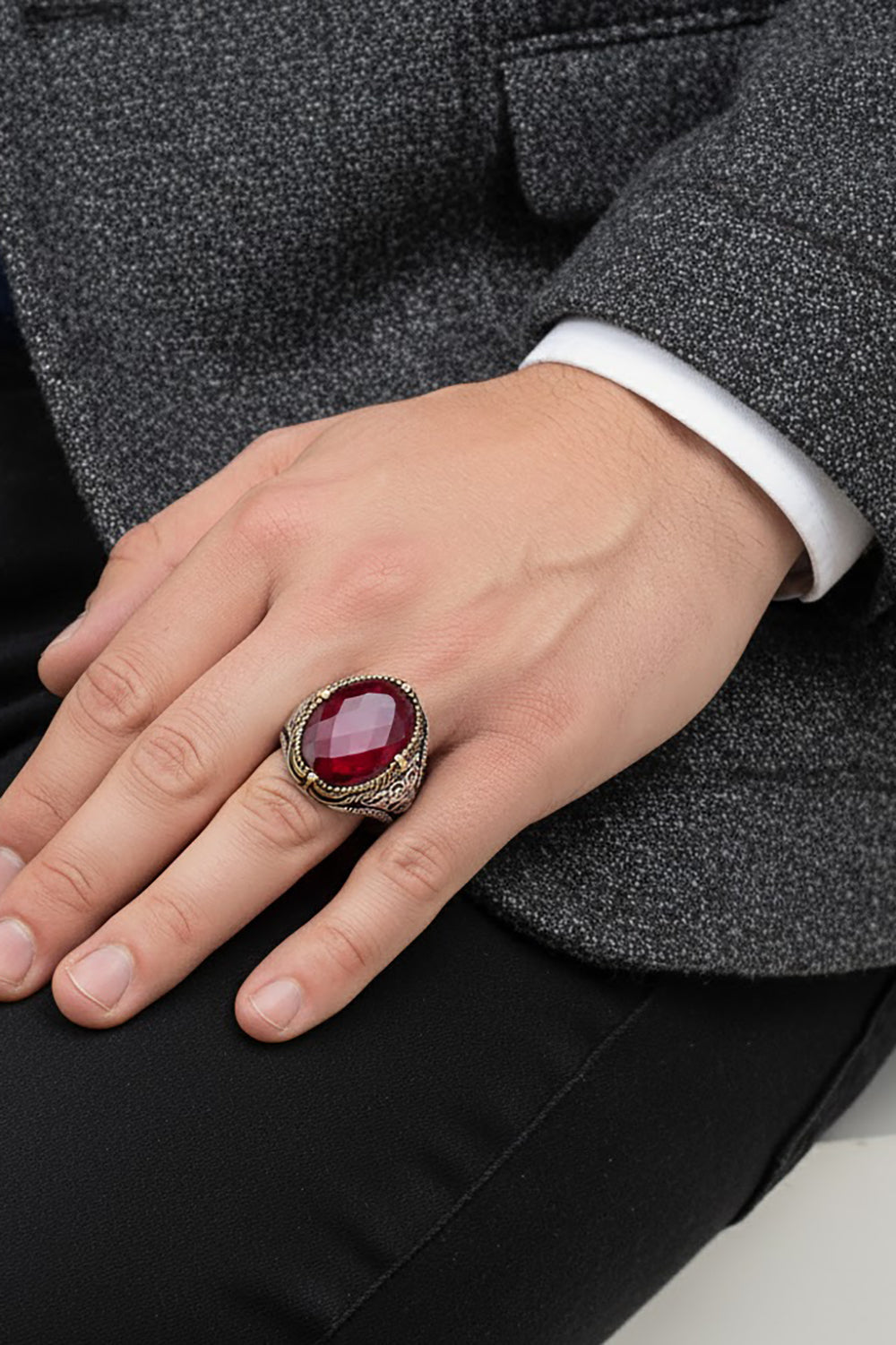 Verin Zircon Silver Ring