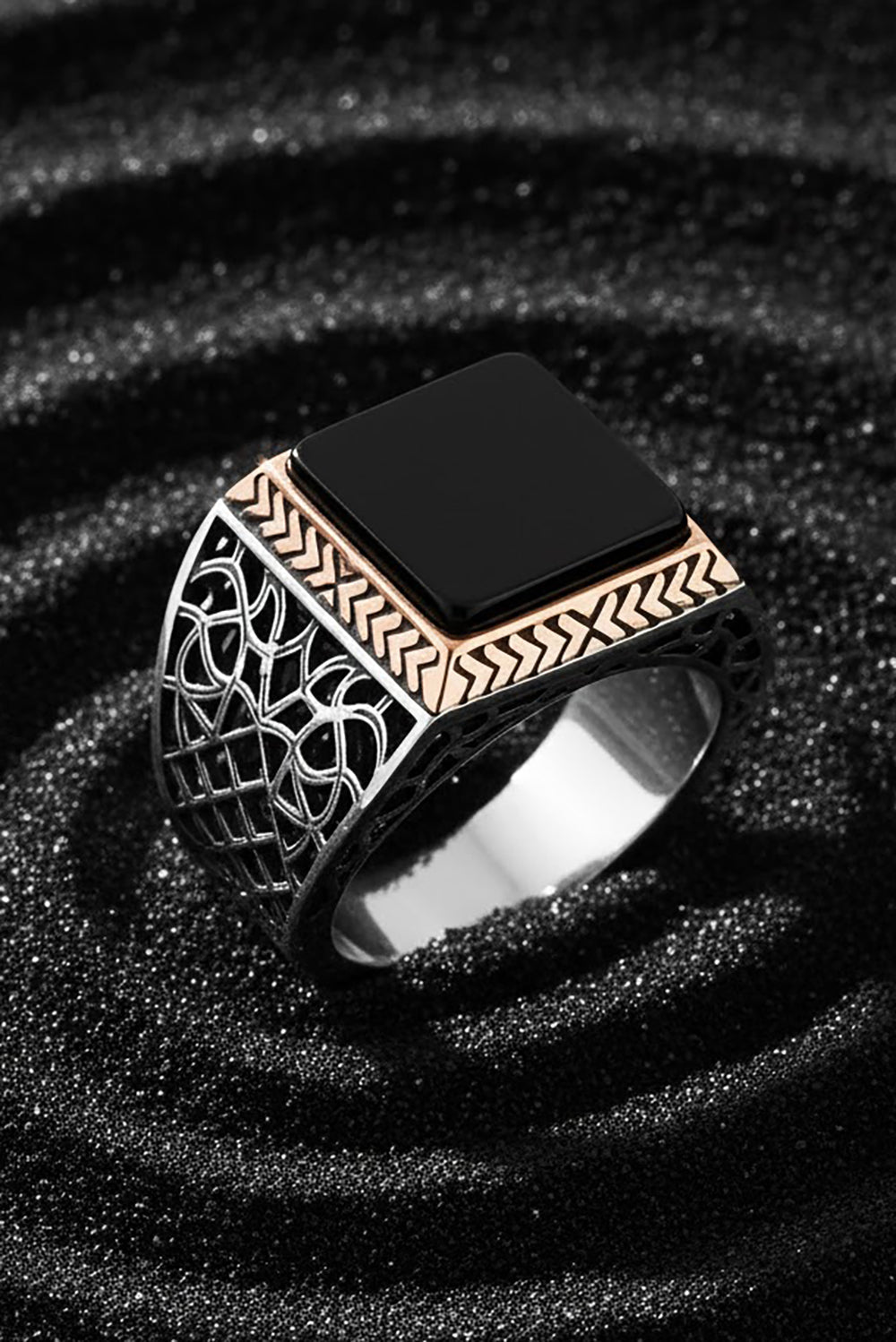 Neris Handmade Onyx Silver Ring