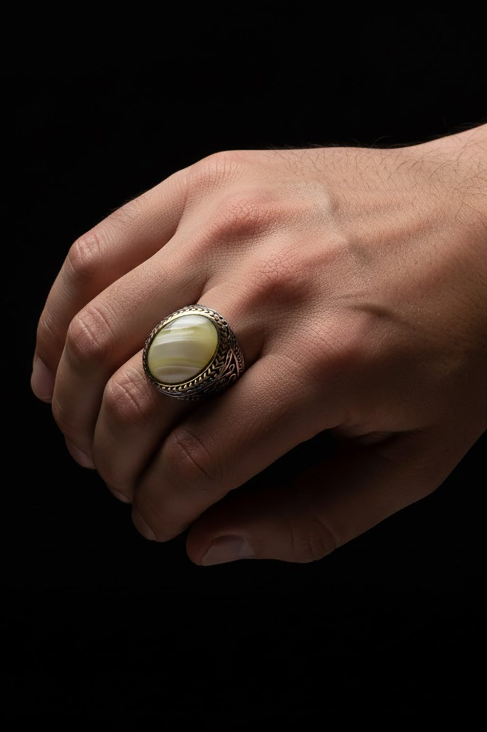 Feyric Mother of Pearl Silver Ring