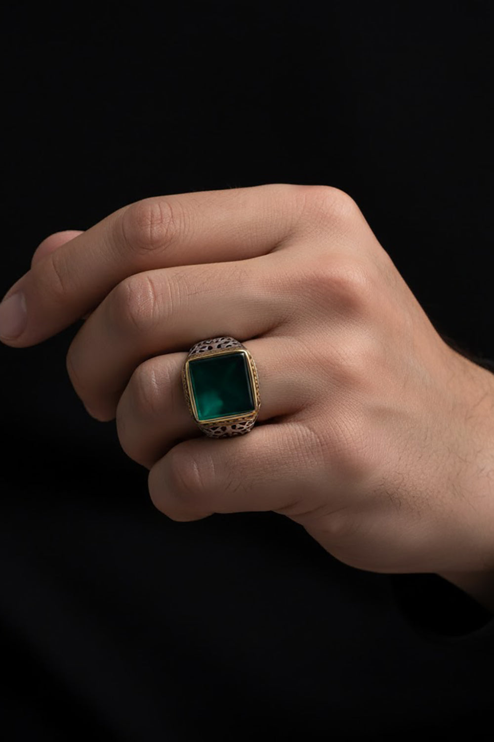 Tavon Green Agate Silver Ring