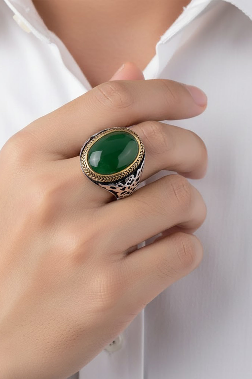 Dalric Green Agate Silver Ring