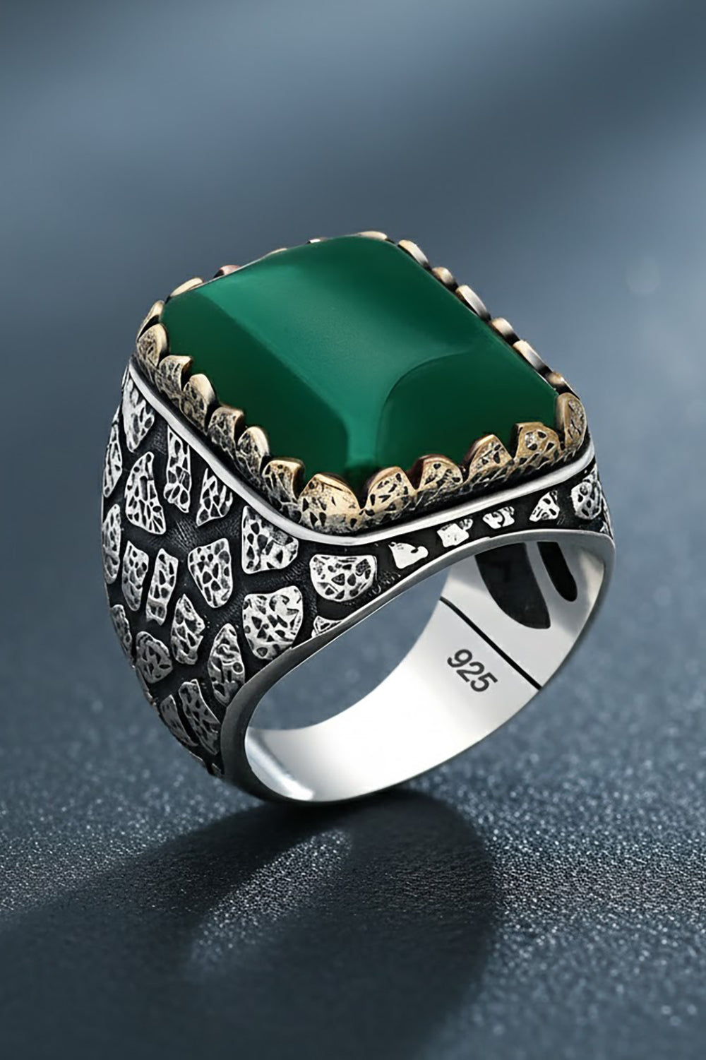Savon Green Agate Silver Ring