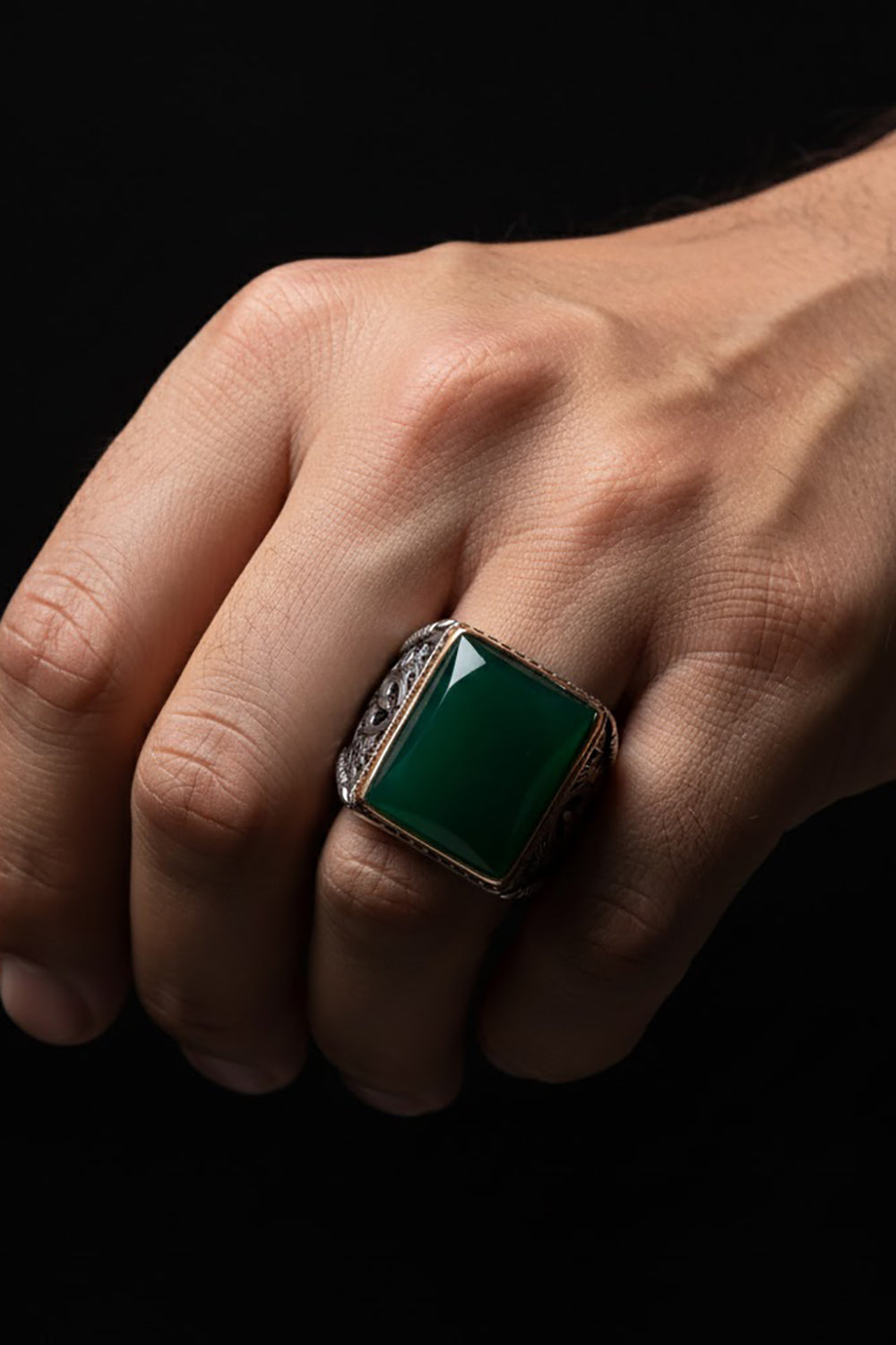 Dalven Green Agate Silver Ring