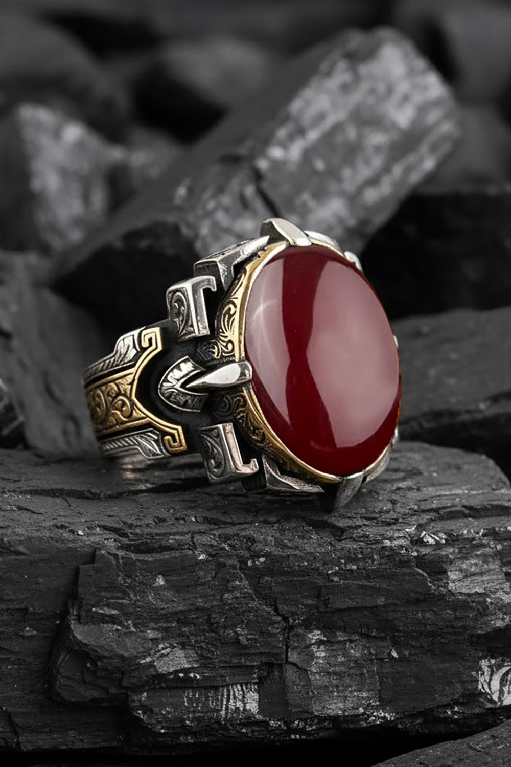 Veyric Red Agate Silver Ring