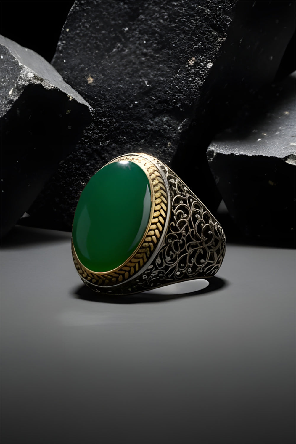 Calver Green Agate Silver Ring
