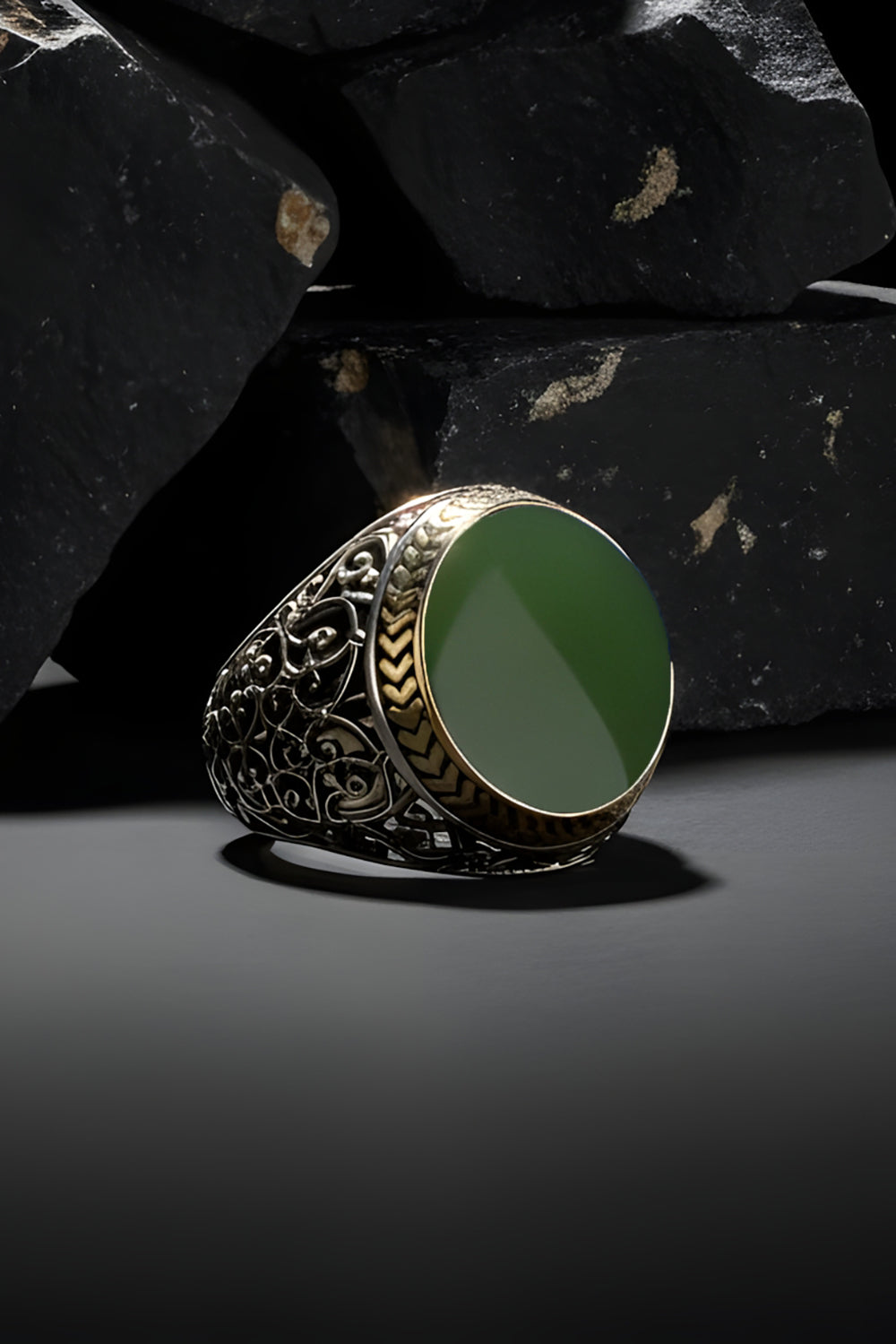 Farenx Green Agate Silver Ring