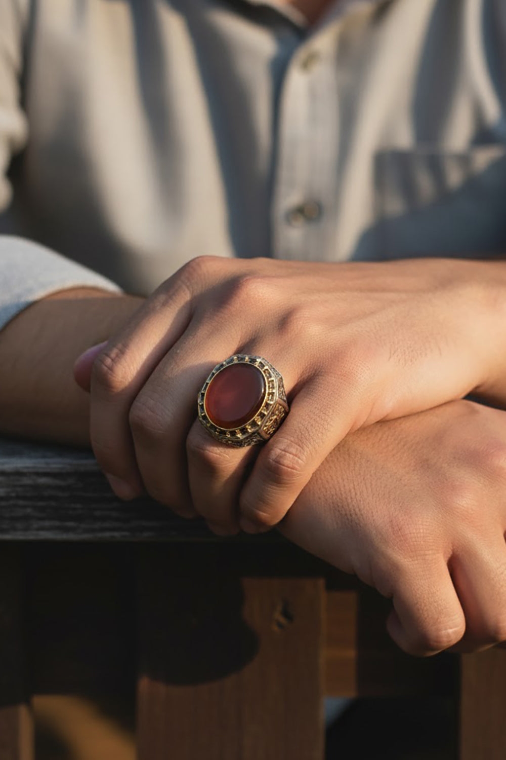 Drelin Red Agate Silver Ring