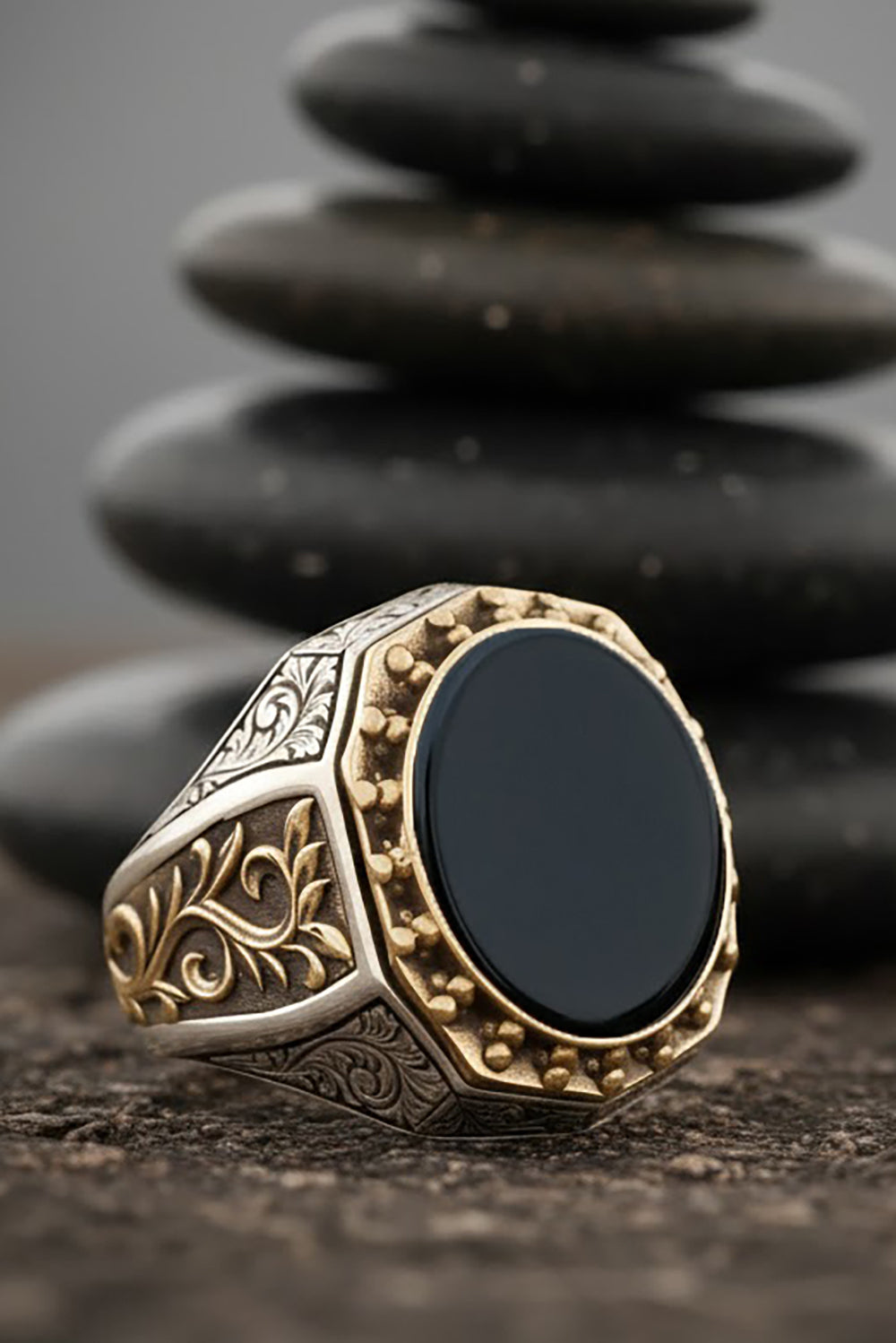 Lorvenx Handmade Onyx Silver Ring