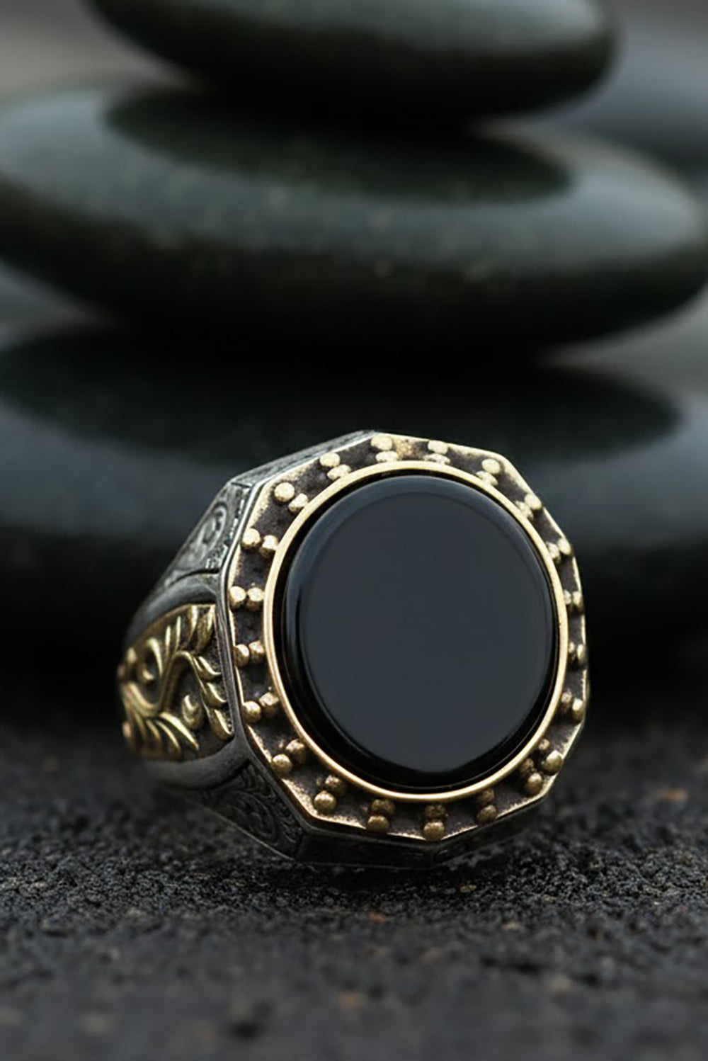Lorvenx Handmade Onyx Silver Ring