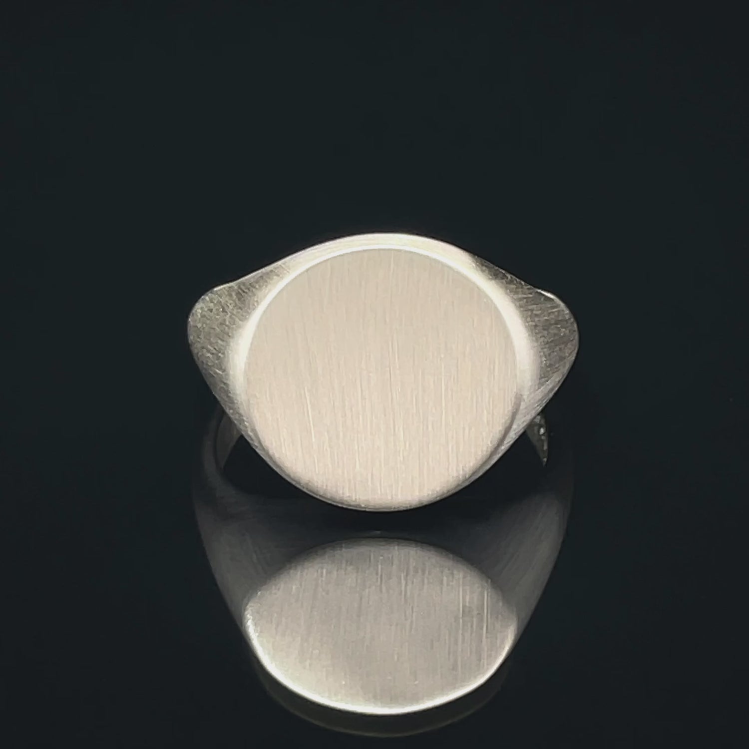 Elegant Silver Signet Ring