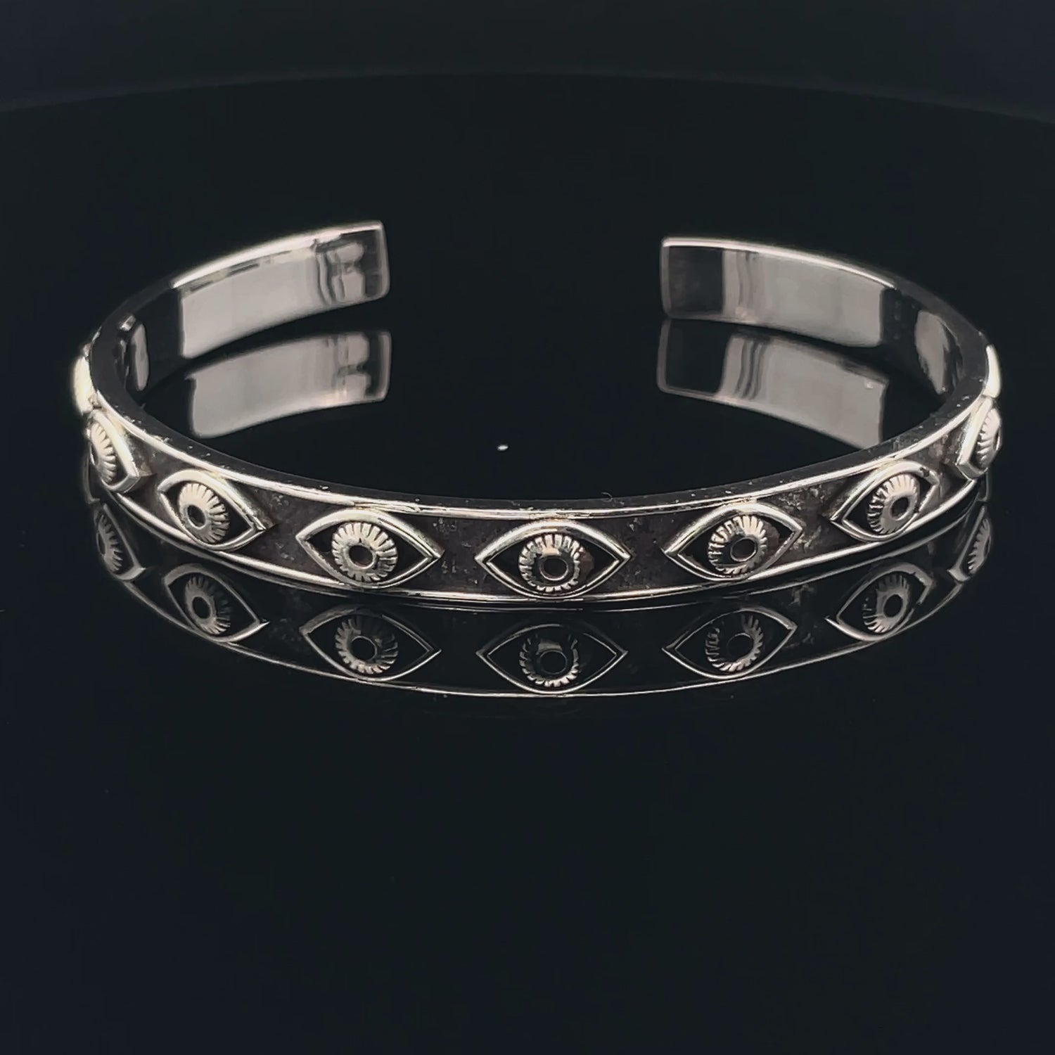 Elegant Silver Eye Bracelet
