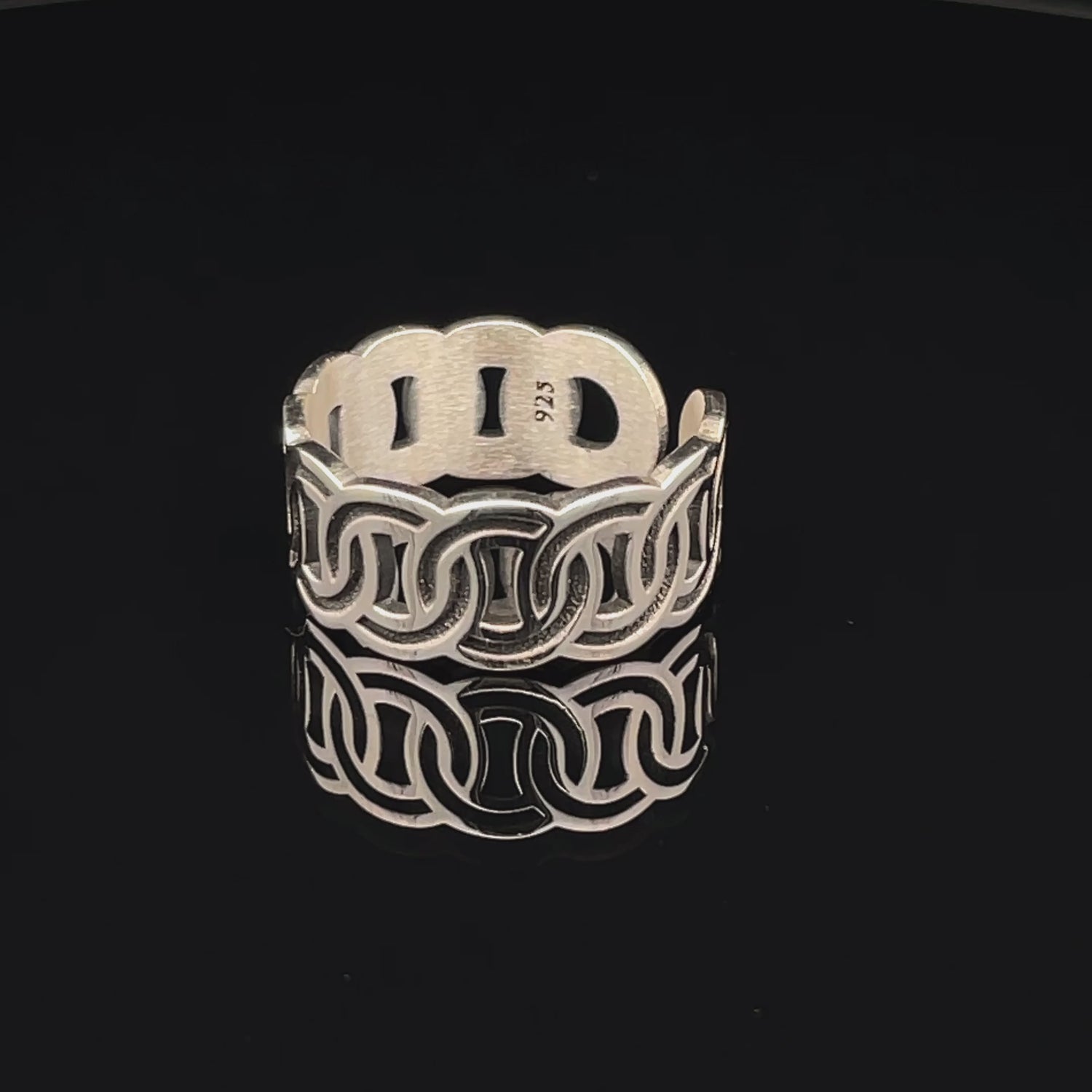 Elegant Silver Knot Ring