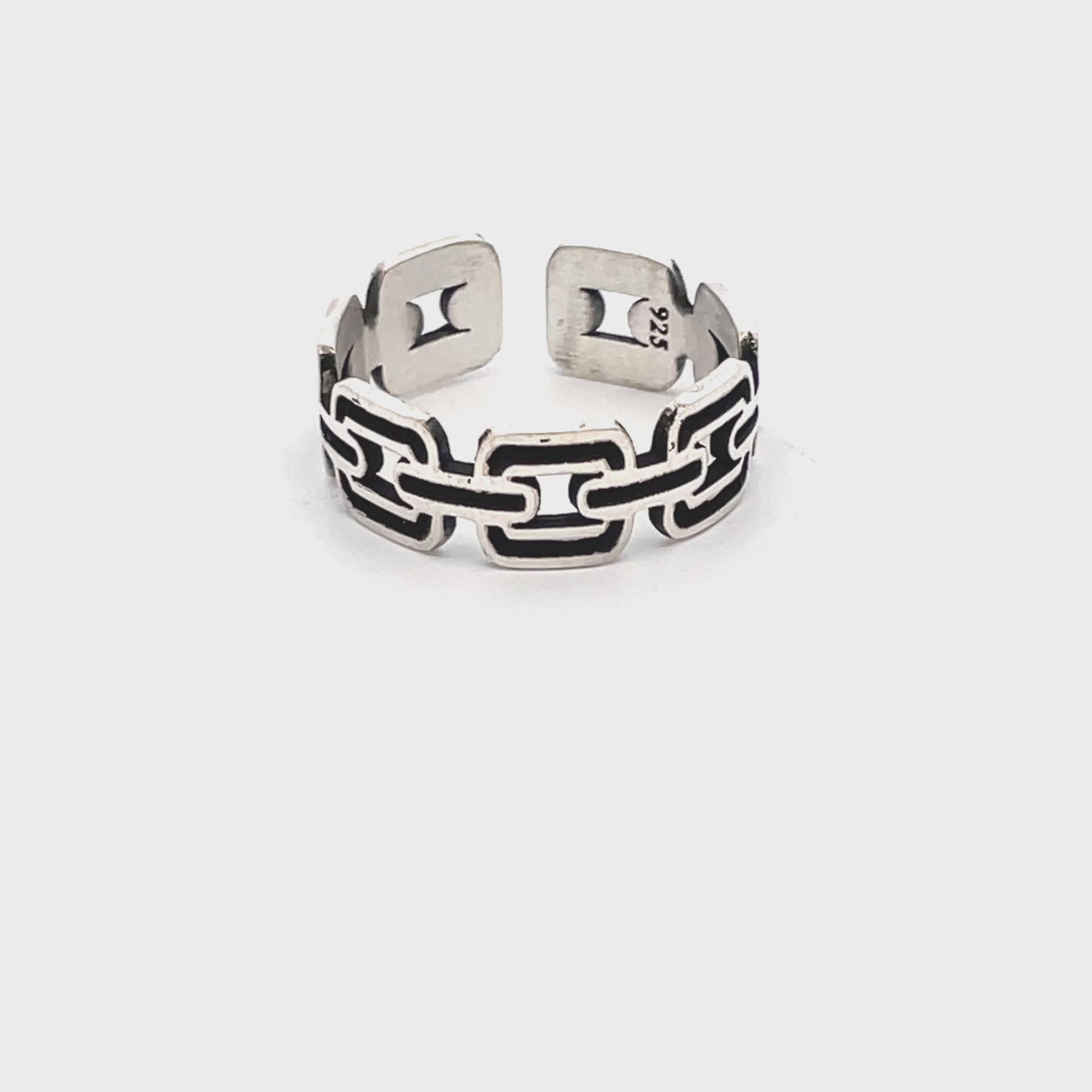 Stylish Silver Chain Ring