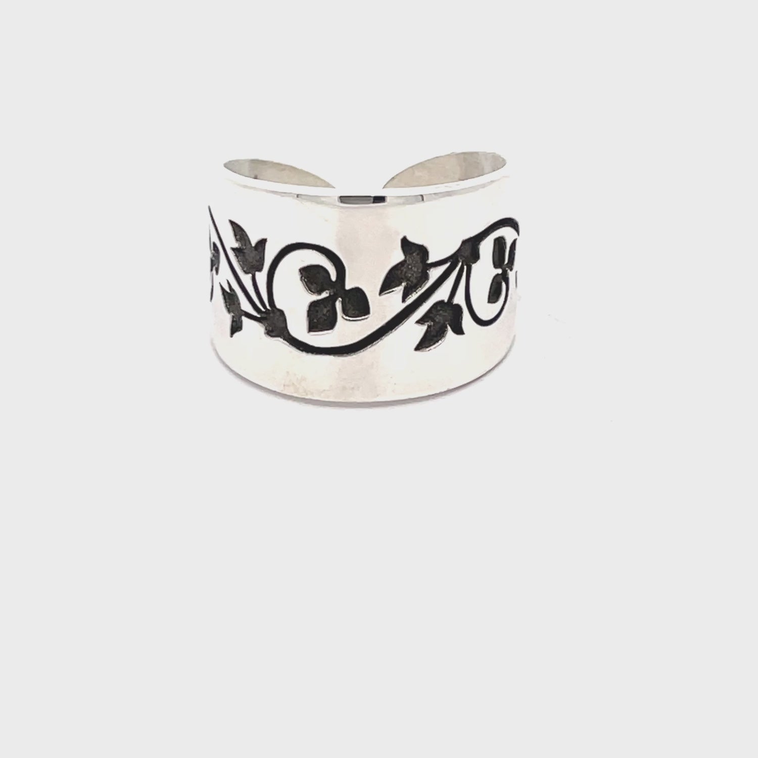 Elegant Silver Floral Cuff Ring